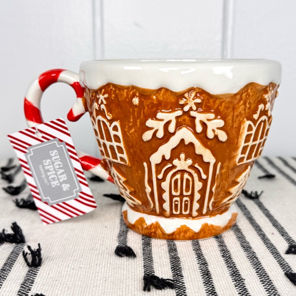 NEW Sugar & Spice Gingerbread House Christmas Mug